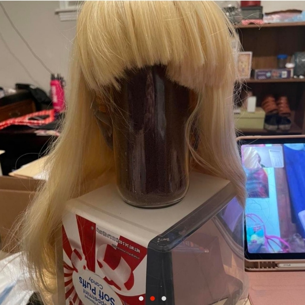 Medium Legnth Blonde Wig
